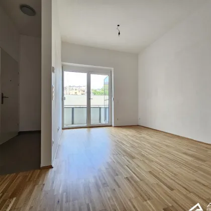 PROVISIONSFREI!!! - Gries! - Sanierte 2-Zimmer-Wohnung mit Balkon im EG mit Parkplatz! - Bild 3