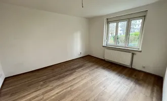 ++Günstige kleine Wohnung mit neuer Küche++