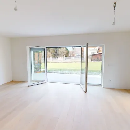 PROVISIONSFREI! ECK-REIHENHAUS INKL. BURGBLICK! MITTEN IN VOITSBERG! 5 LICHTDURCHFLUTETE ZIMMER! 2 BADEZIMMER! BALKON & TERRASSE! TRAUM-GARTEN ÜBER 189 m²! - Bild 3