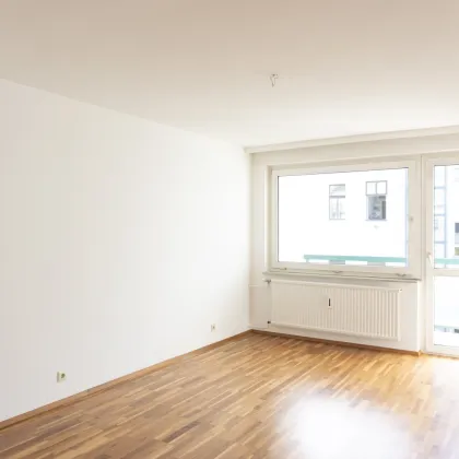 3-Zimmer Wohnung mit 2 Innenhof-Loggien & Garagenplatzoption - 1080 Wien! ++ 3 Jahre Befristet ++ - Bild 3