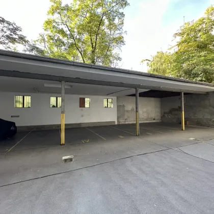 Stellplätze unter Carport in einem ruhigen Innenhof der Mommsengasse zu vermieten - Bild 3