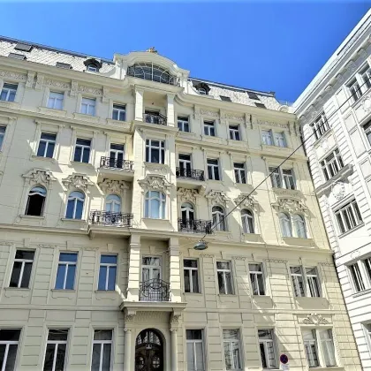 TOPGEPFLEGTE 133 m2 ALTBAU, 3 Zimmer, Extraküche, 2 Loggia, Wannenbad, Parketten, 1. Liftstock, U1-Nähe, Möllwaldplatz - Bild 2