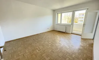 Geräumige Zweizimmerwohnung und Balkon mit toller Aussicht!