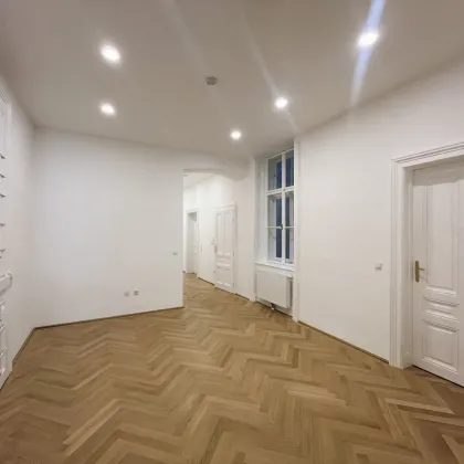 SCHELLINGGASSE: LUXURIÖSE 4 ZIMMER-ALTBAUWOHNUNG (GENERALSANIERTER ERSTBEZUG) - Bild 2