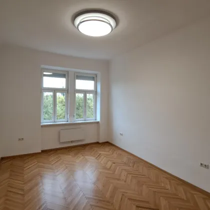 Sanierte 3-Zimmer-Wohnung mit Blick auf Donaukanal - Bild 2