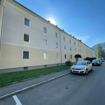 Günstige 3 Zimmerwohnung in schöner Siedlungslage im Hochparterre! - Bild 2