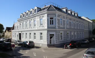 ARZTPRAXIS, BÜRO ODER GESCHÄFTSLOKAL, PRACHTVOLLER STILALTBAU, BESTLAGE KORNEUBURG!!