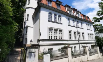 Penthouse mit Grün-Weitblick in Altbauvilla