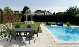 Luxus-Villa mit großem Grundstück & Pool – Leben im Herzen des Golfresorts Fontana!