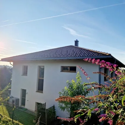 NÄHE MATTSEE UND OBERTRUMER SEE - Modernes großzügiges Einfamilienhaus - Bild 2