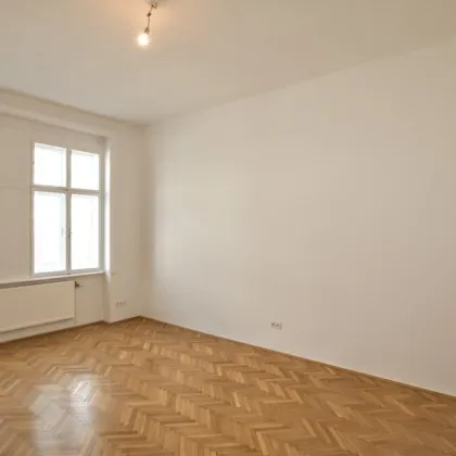 Wundervoller 3-Zimmer-Altbau in der Innenstadt - Bild 3