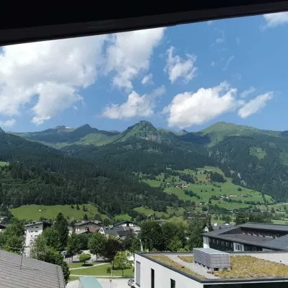 Bad Hofgastein: Maisonettewohnung mit drei Balkonen und Weitblick! - Bild 2