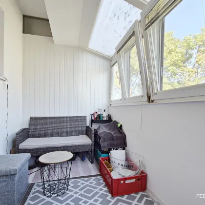 Leben am Mühlbach - Modernisierte 3-Zimmer-Loggia-Wohnung mit Gemeinschaftsgarten! - Bild 2