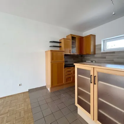 TRAUMHAFTE 3-ZIMMER-WOHNUNG NAHE LINZ - MIT BALKON UND KÜCHE - Bild 2