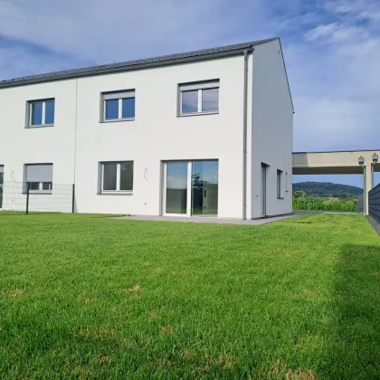 Hochwertiges Haus mit Doppelcarport auf ca. 400 m² Grundstück und vielen Extras in sonniger Lage! - Bild 3