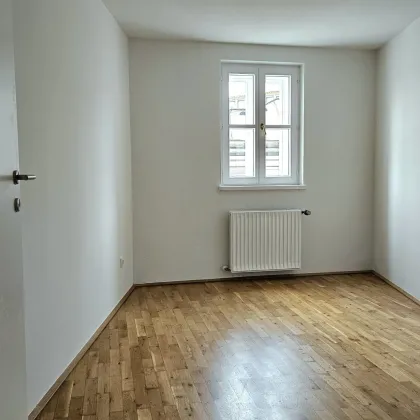 2-Zimmer-Altbau-Wohnung im Herzen von Salzburg - Bild 2