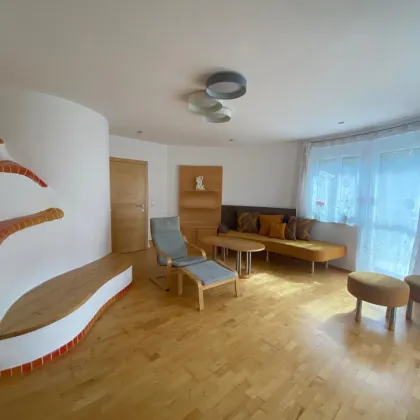 WOW! Nochmal reduziert! Exklusives Designerstück mit 3D-Rundgang! Atemberaubendes Architektenhaus auf drei Etagen mit separatem Büro- oder Geschäftseingang! Ruhige und erhöhte Sonnenlage mit Traumaussicht! - Bild 2