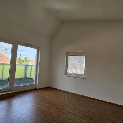 PREISREDUKTION! DACHGESCHOSSWOHNUNG mit TERRASSE in mitten von St. Pölten - Bild 3