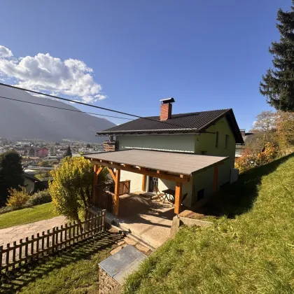 Gepflegtes Ein-oder Zweifamilienhaus mit Balkon, Terrasse & Garage! - Bild 2