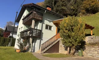 Gepflegtes Ein-oder Zweifamilienhaus mit Balkon, Terrasse & Garage!