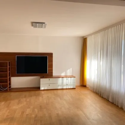 Happy new Home! Traumhafte 3 Zimmer-Wohnung mit Loggia nähe U3 Ottakring! HOFSEITIG - RUHELAGE - Bild 2