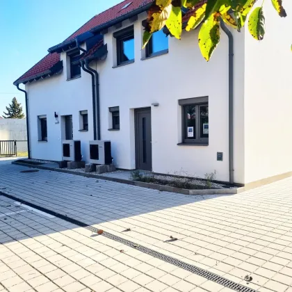 Neubau und Erstbezug! Sonniger Wohntraum mit Eigengarten, Terrasse, 2 Stellplätze belagsfertig zu kaufen! - Bild 3