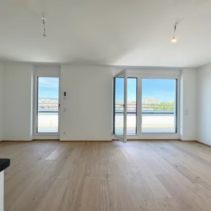 Provisionsfrei: 69m² DG-Erstbezug + 49m² Terrasse mit 3 Zimmern und Einbauküche - 1140 Wien - Bild 2