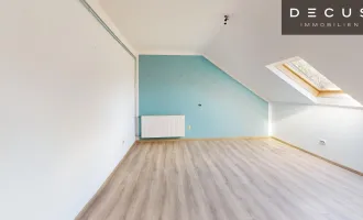 | TOLLE KLEINWOHNUNG  | IM ALTBAU  | DACHGESCHOSS  | SANIERUNGSBEDÜRFTIG