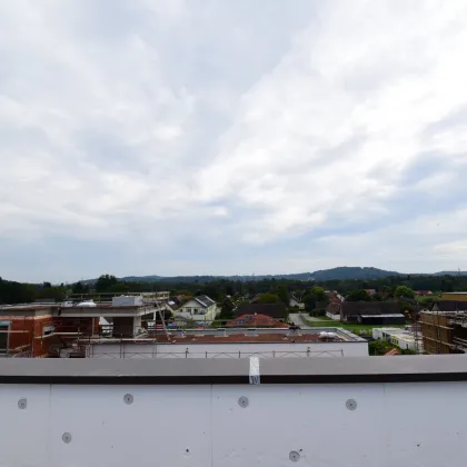 EINE WAHRE MÄRCHEN-PENTHOUSE-WOHNUNG mit einer überdimensional großen Dachterrasse mit Rundumblick in die Berge - 8401 Kalsdorf! PROVISIONSFREI! - Bild 2