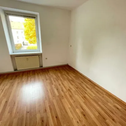 Günstige 80m² Familienwohnung - zentrale Lage - Bild 3