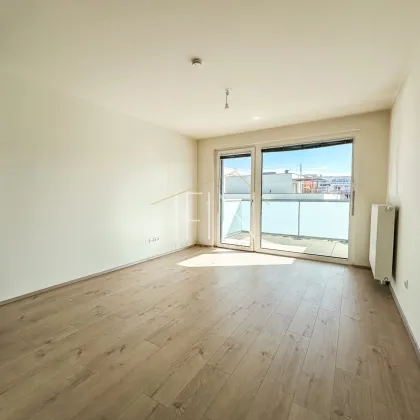 Helle 2-Zimmer-Wohnung mit Balkon im Sonnwendviertel nahe Helmut-Zilk-Park - Bild 3