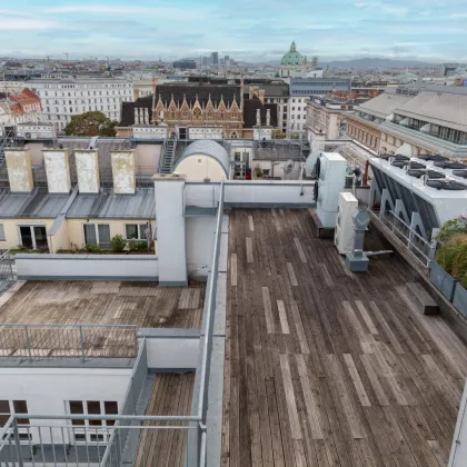 Dachterrassenwohnung in repräsentativem Stadtpalais - Bild 2