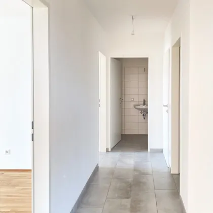 NEUWERTIG, PREISWERT UND MODERN - 3 ZIMMER WOHNUNG IN LIEBENAU - Bild 3