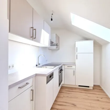 DB IMMOBILIEN | moderne Dachgeschoßwohnung mit Ausrichtung in den Innenhof !!! - Bild 3