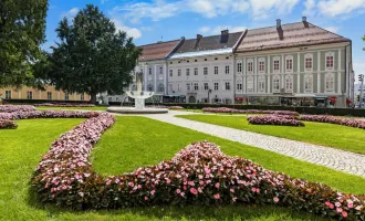 Absolute Rarität! Einmalige Gelegenheit für Ihr neues Büro im Renaissance-Palais!