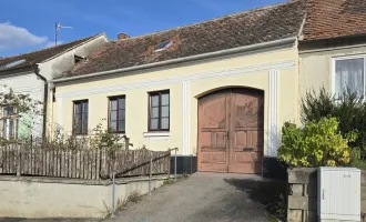 Gemütliches Haus mit großem Potenzial - Sanierungsbedürftiges Landhaus in Platt