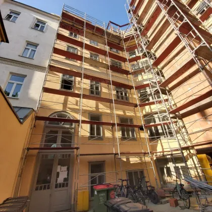 Über den Wolken - Provisionsfreie Maisonette-Dachgeschosswohnung mit 2 Terrassen und Blick auf die Gloriette! - Bild 2