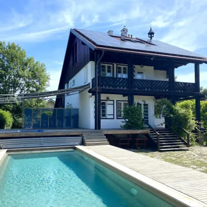 Charmantes Einfamilienhaus im Chalet-Stil mit Pool, Sauna und Panoramablick– Ihr Traumzuhause in idyllischer Lage - Bild 2