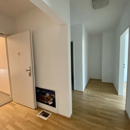 Neuwertige 3-Zimmerwohnung in ruhiger Siedlung mit sehr großem Westbalkon - Bild 3