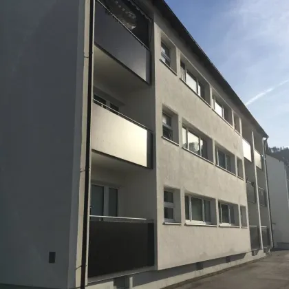 2-Zimmer-Wohnung  in Innsbruck-West mit großem Westbalkon Top 5 - Bild 2