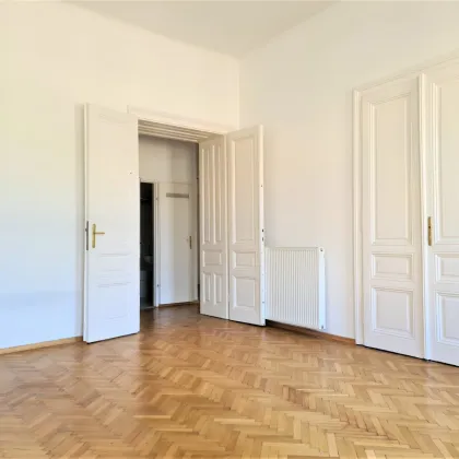 Pärchen-Stilaltbau - Bild 2