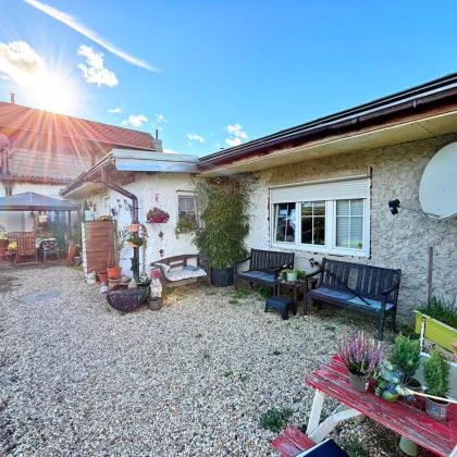 Gemütlicher Bungalow mit traumhaftem Garten bei Bergwerk Badesee - Bild 2