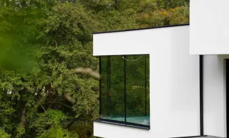 Exklusives, modernes Traumhaus mit großzügigen Glasflächen und Grünblick