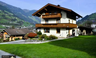 Apartmenthaus mit drei Apartments in Ramsau im Zillertal - oder als Mitarbeiterhaus - Perfekte Kombination aus Modernität und Alpencharme