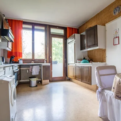 Sanierungsbedürftige Wohnung in Top-Lage - Bild 2