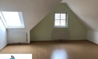 Hübsche, helle zwei Zimmer Wohnung!