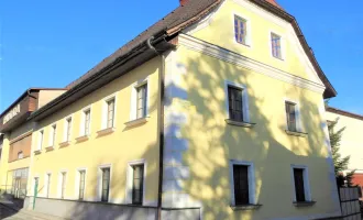 Sehr gepflegtes und schönes Herrenstadthaus mit über 300-jähriger Adelsgeschichte in Heidenreichstein im idyllischen Waldviertel!