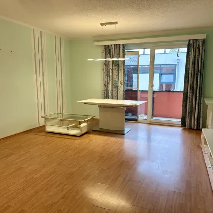 Moderne 4-Zimmer Wohnung mit südseitigem Balkon - Bild 2