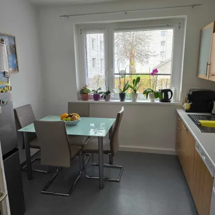 Möblierte 3 Zimmerwohnung mit Balkon! - Bild 2