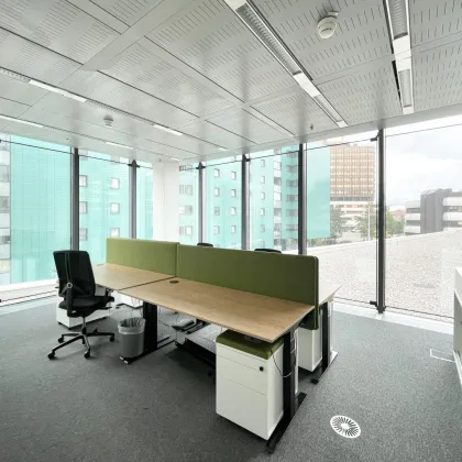 Office im einzigartigen Hochhaus mit ausgezeichneter Infrastruktur und Panoramablick! - Bild 3